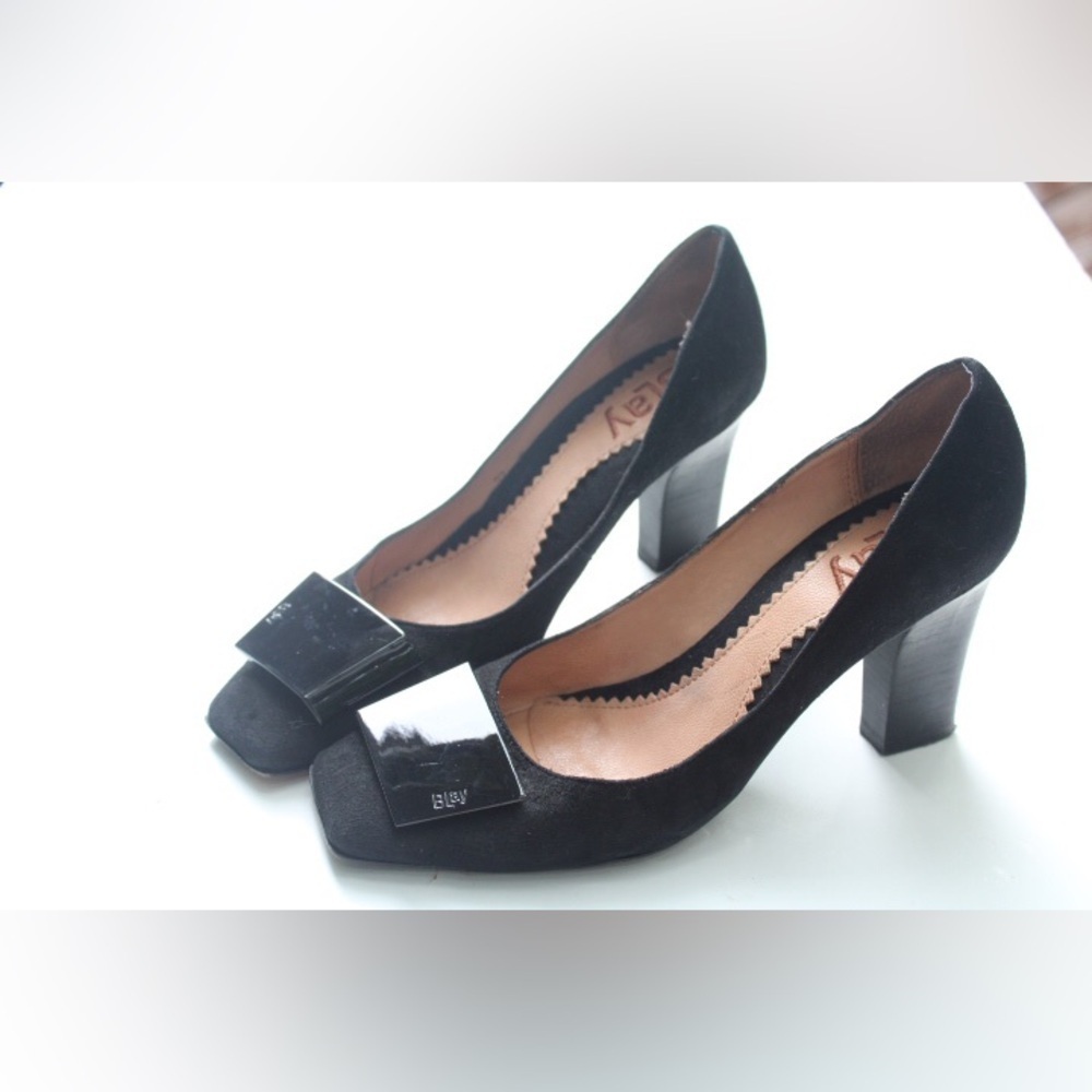 Blay pumps